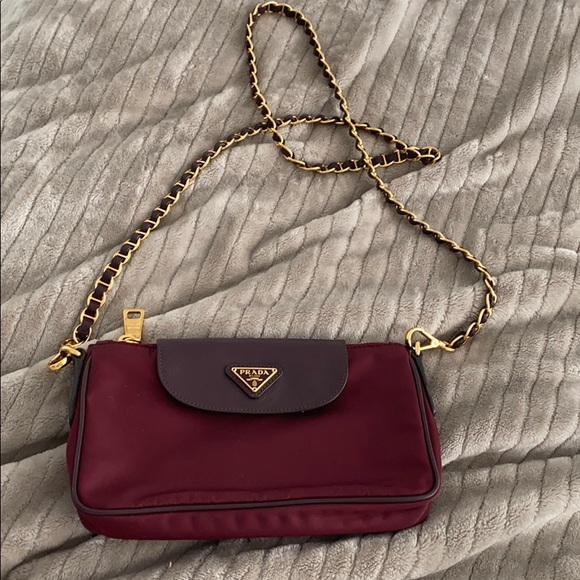 Prada Crossbody: Excellent Condition - Picture 2 of 6